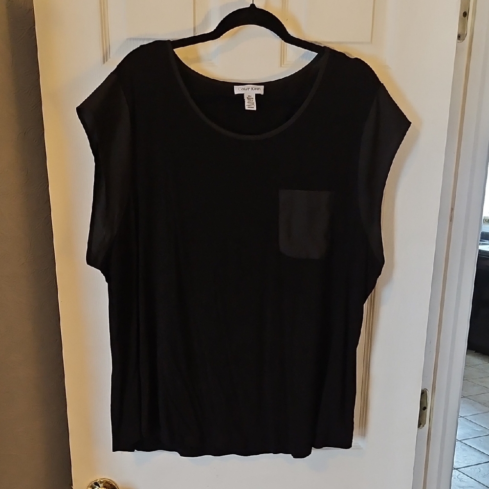 Calvin Klein Black Short Sleeve Tee